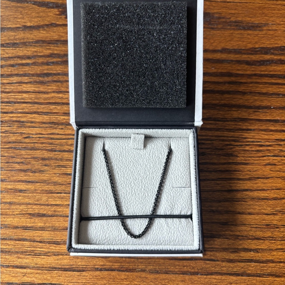 THE STEEL SHOP Black Men’s Chain